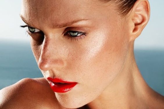 Get Ready for Summer: 6 Tips for Long-Wear Makeup